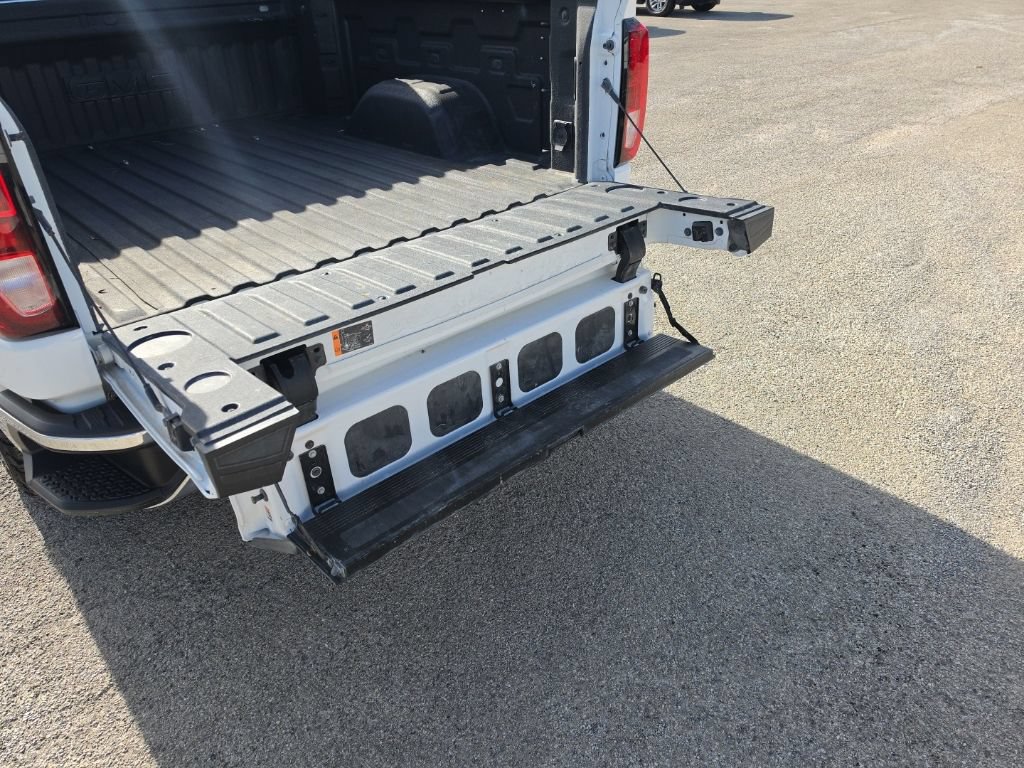 Used 2024 GMC Sierra 1500 SLE AWD/4WD image 8