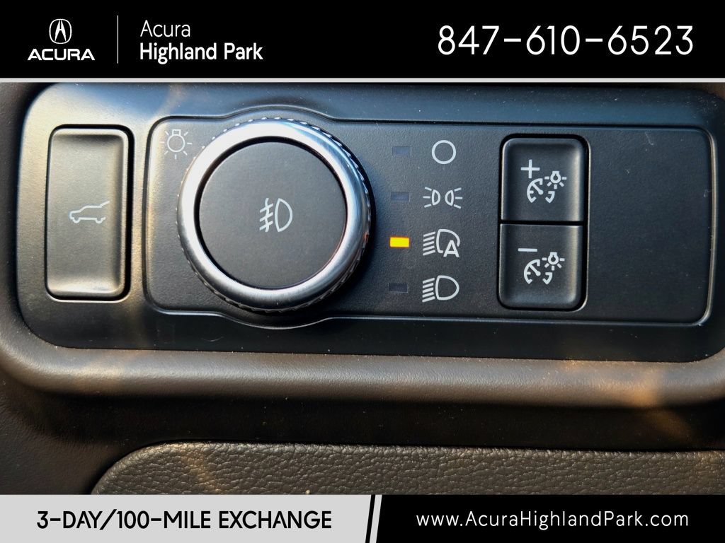 Used 2020 Ford Explorer Platinum w/ Premium Technology Package AWD/4WD image 39