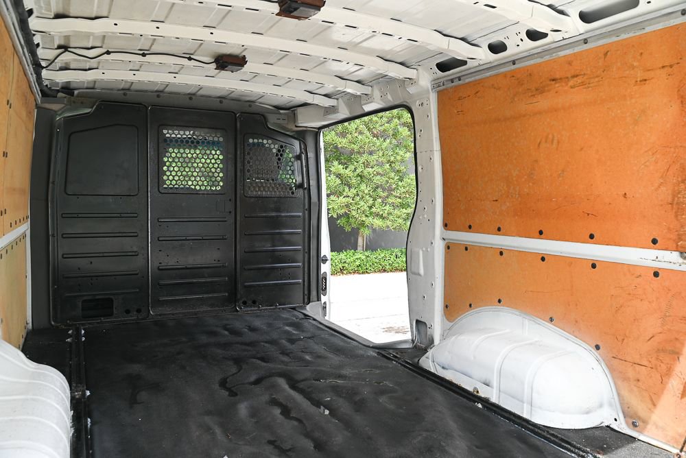 Used 2015 Nissan NV 2500 SV image 25