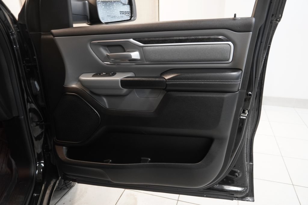 Used 2019 RAM 1500 Big Horn AWD/4WD image 30