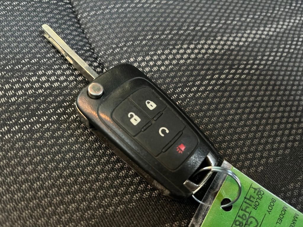 Used 2015 Chevrolet Sonic LT FWD image 45