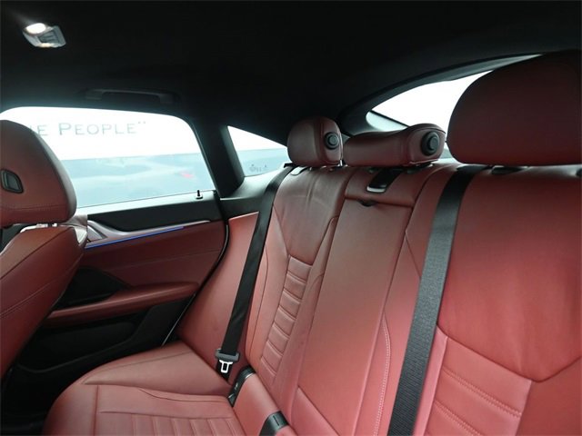 Used 2023 BMW i4 eDrive40 w/ M Sport Package image 21