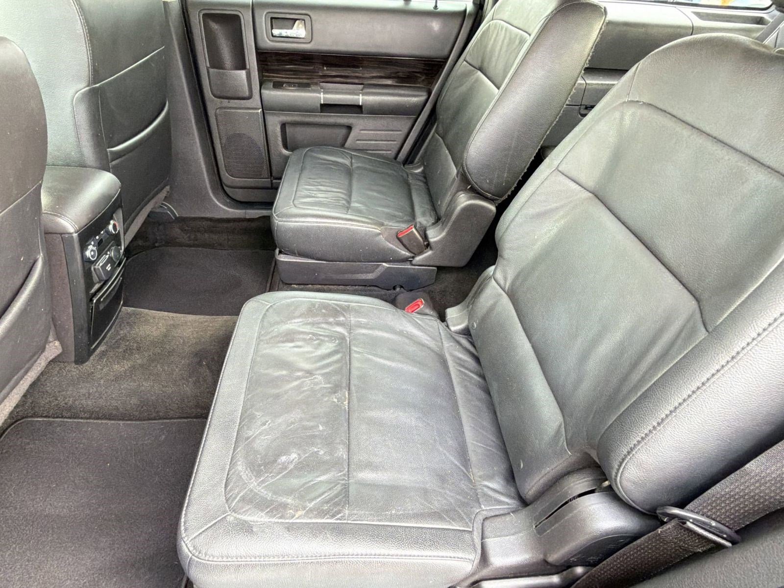 Used 2015 Ford Flex SEL w/ Equipment Group 202A FWD image 29