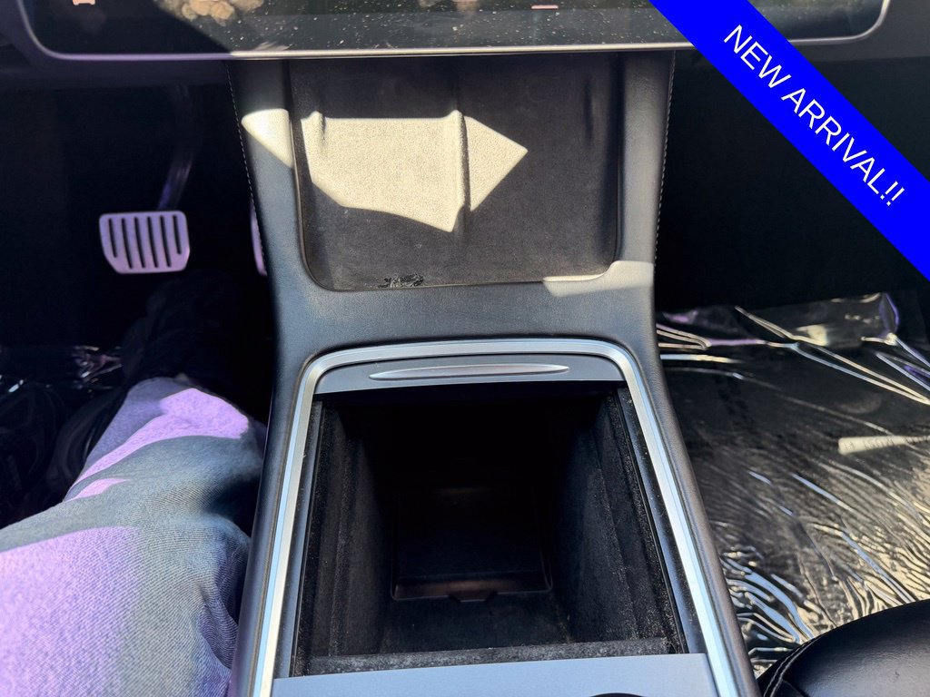 Used 2022 Tesla Model Y Performance AWD/4WD image 17
