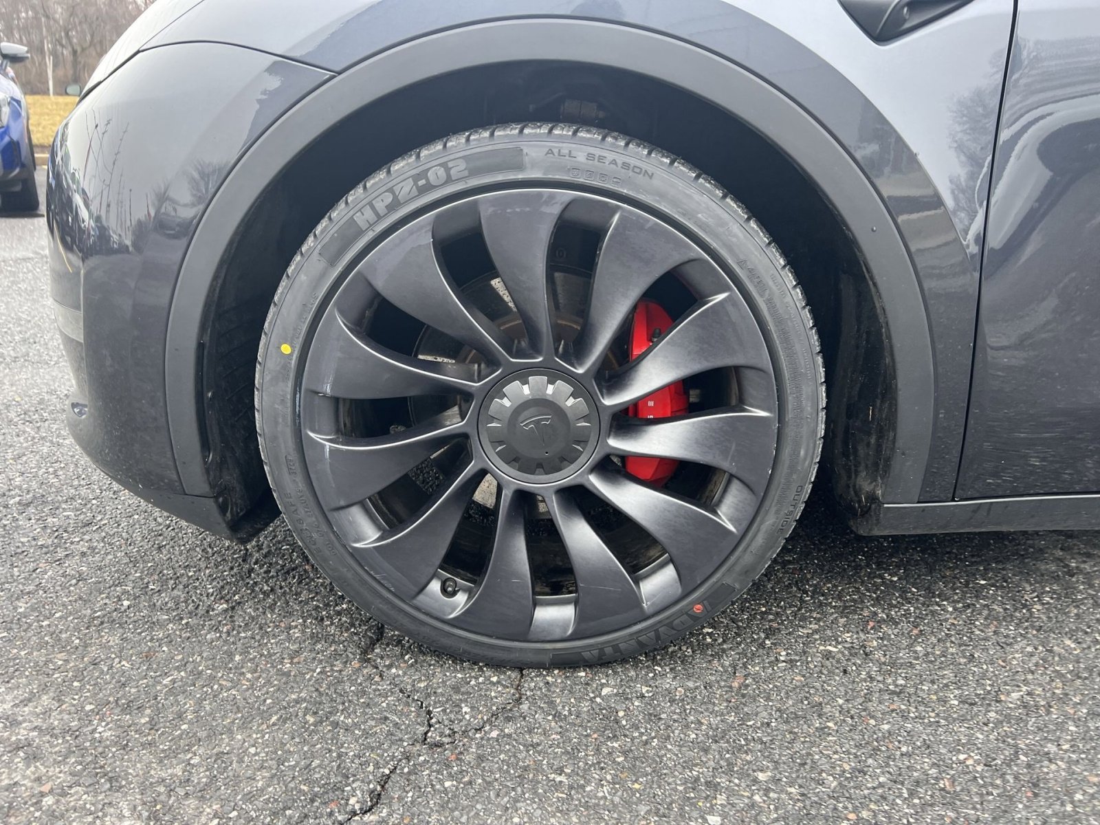 Used 2024 Tesla Model Y Performance image 12