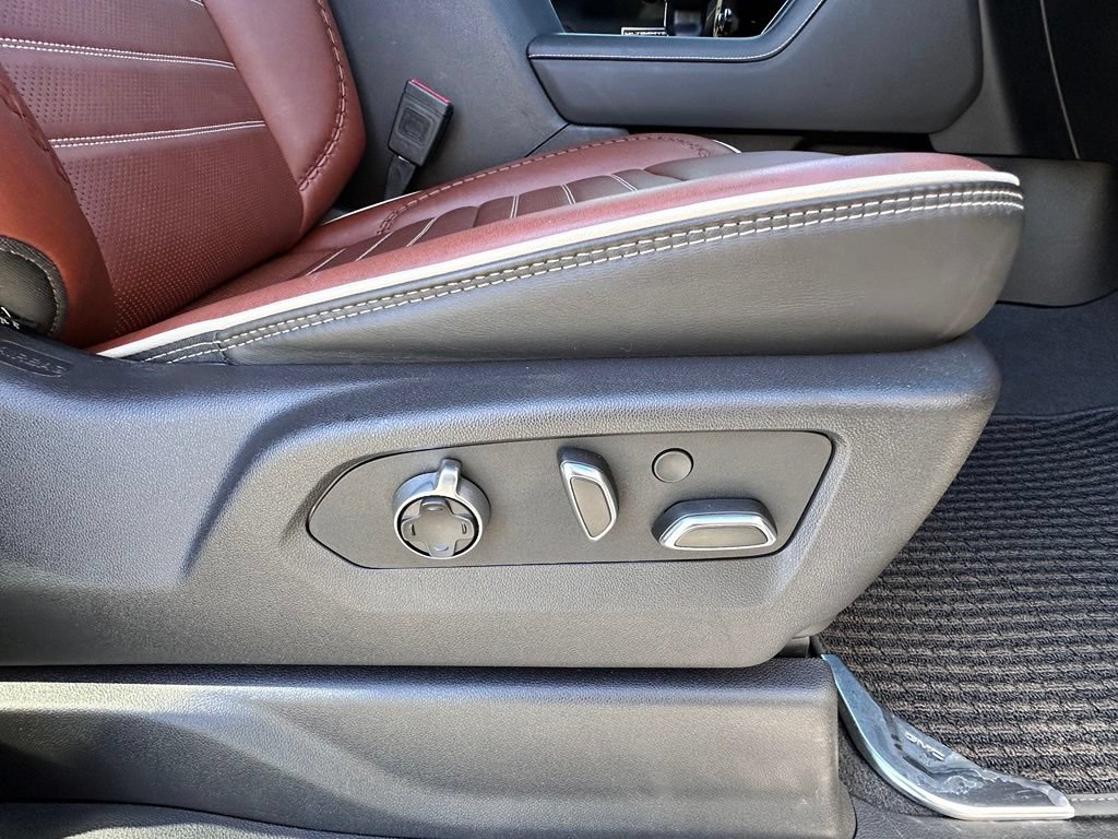 Certified 2024 GMC Sierra 1500 Denali Ultimate AWD/4WD image 13