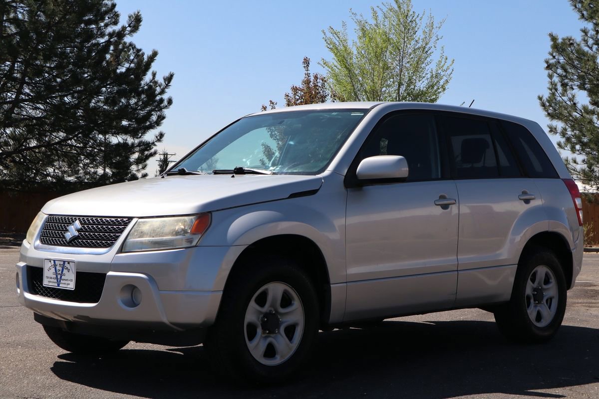 Used 2010 Suzuki Grand Vitara Premium image 11