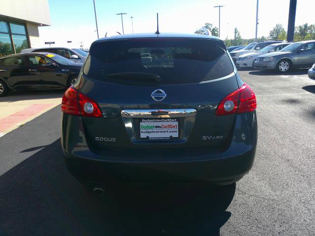 Used 2013 Nissan Rogue SV w/ Premium Pkg image 2