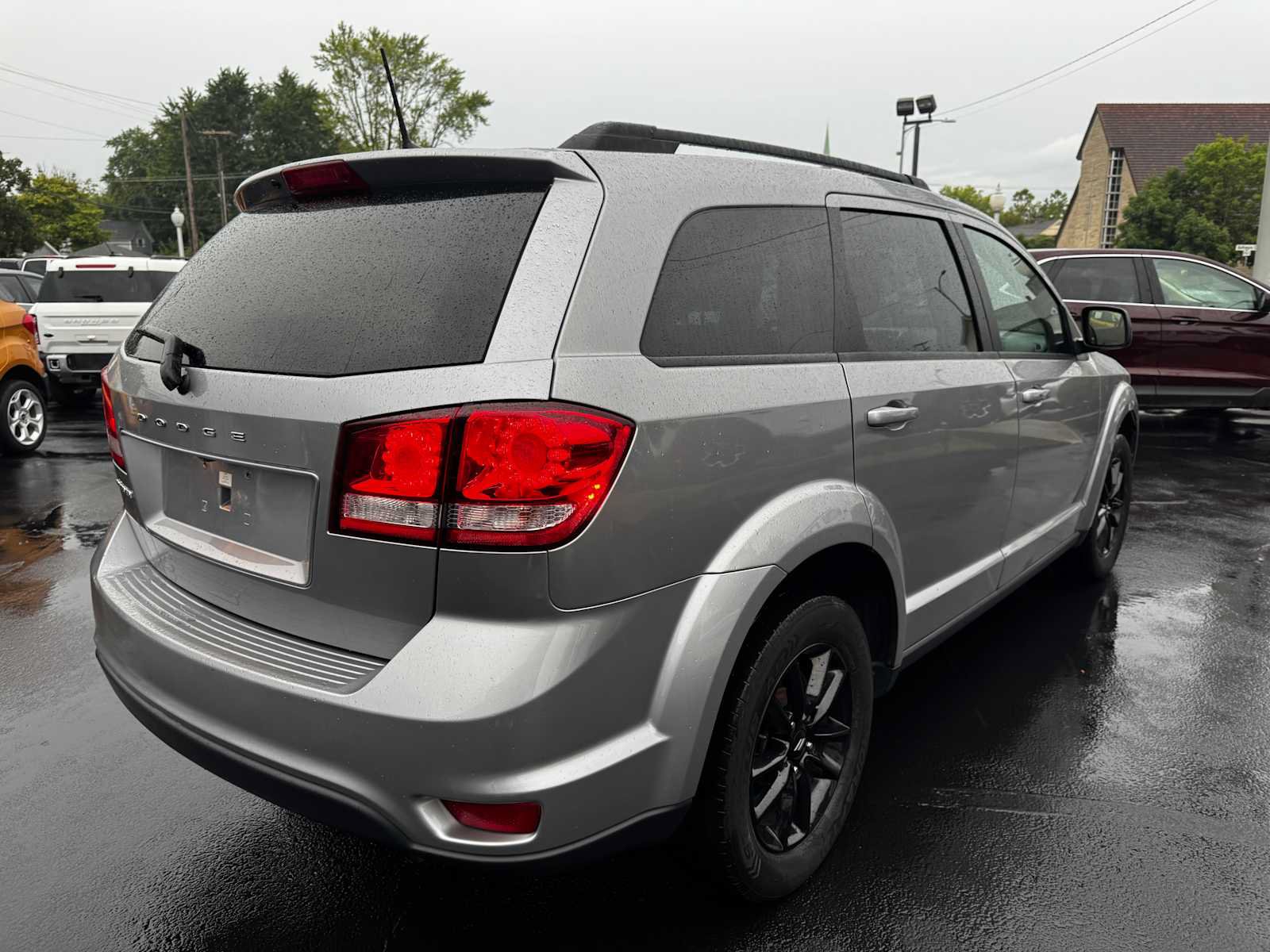 Used 2019 Dodge Journey SE w/ Premium Group FWD image 10
