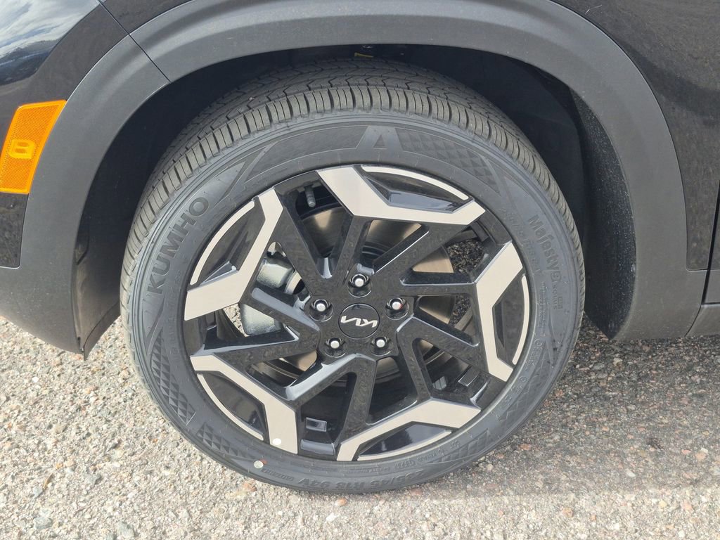 New 2026 Kia Seltos SX w/ SX Sunroof Package image 18