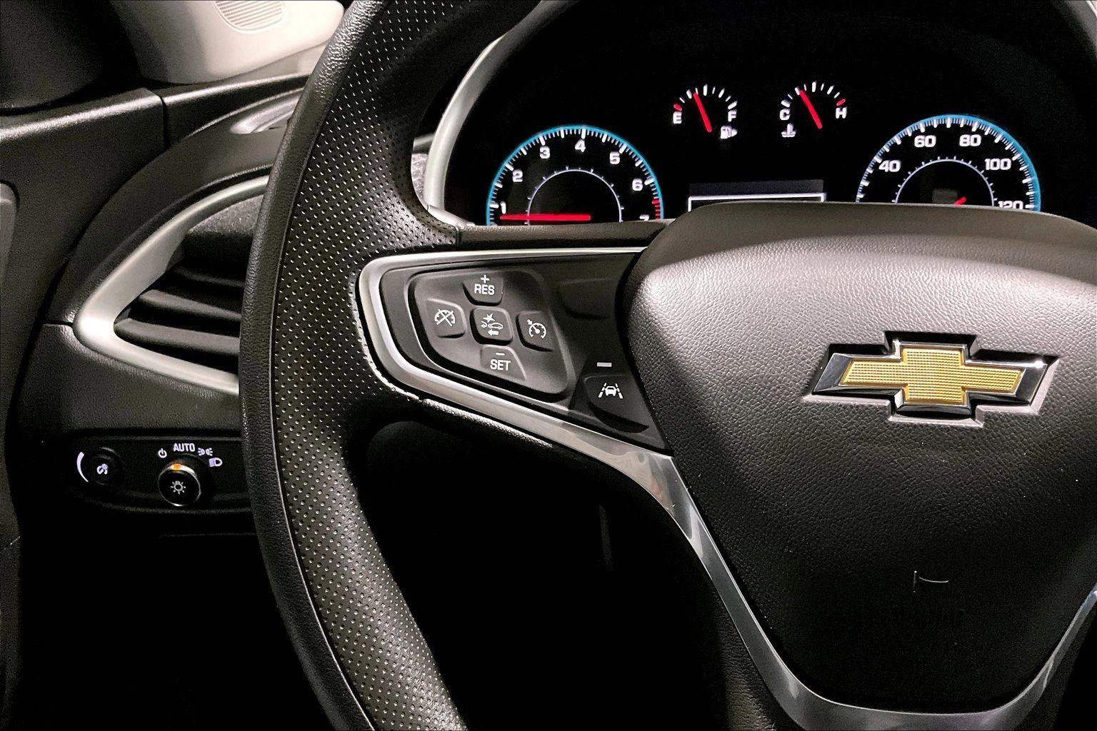 Used 2023 Chevrolet Malibu LT image 19