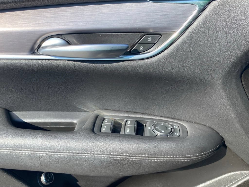 Used 2023 Cadillac XT5 Luxury FWD image 23