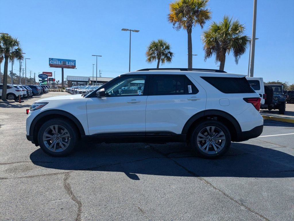 New 2026 Ford Explorer Active w/ Active Comfort Package image 7