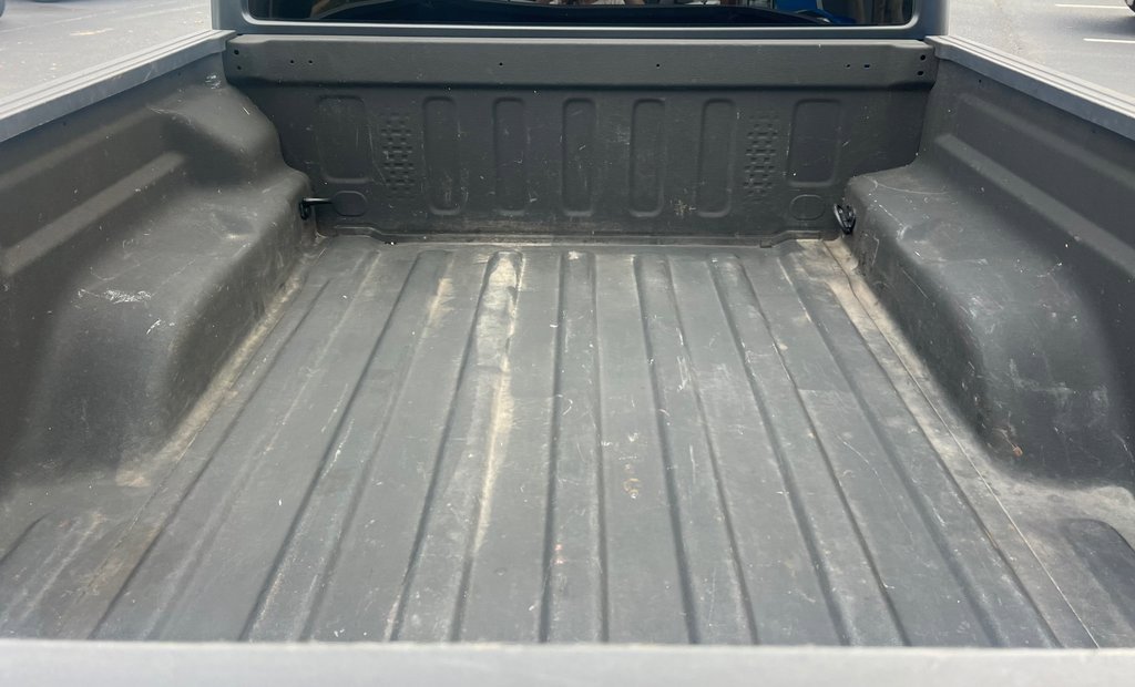 Used 2021 Jeep Gladiator Sport image 17