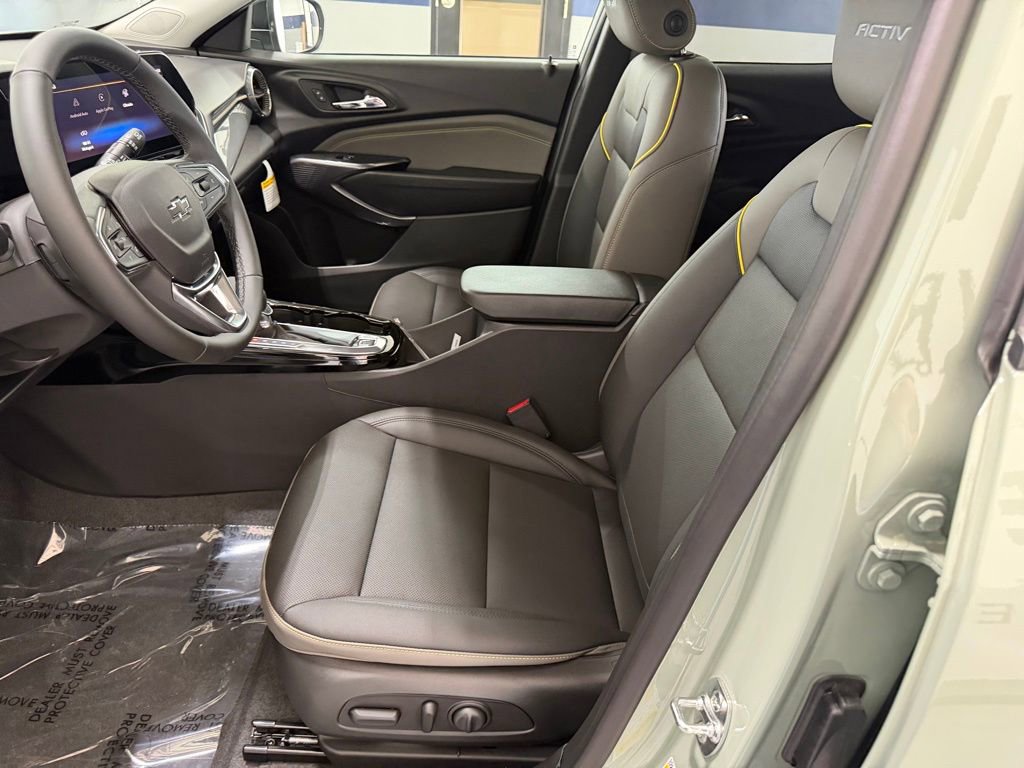 New 2026 Chevrolet Trax ACTIV w/ Driver Confidence Package FWD image 25