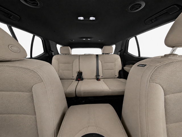 Used 2023 Chevrolet Traverse LS FWD image 17
