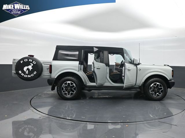 Used 2023 Ford Bronco Outer Banks AWD/4WD image 27