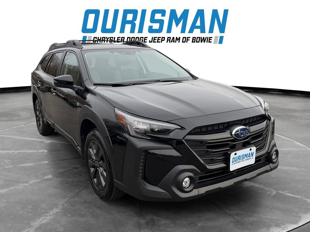 Used 2025 Subaru Outback Onyx Edition image 1