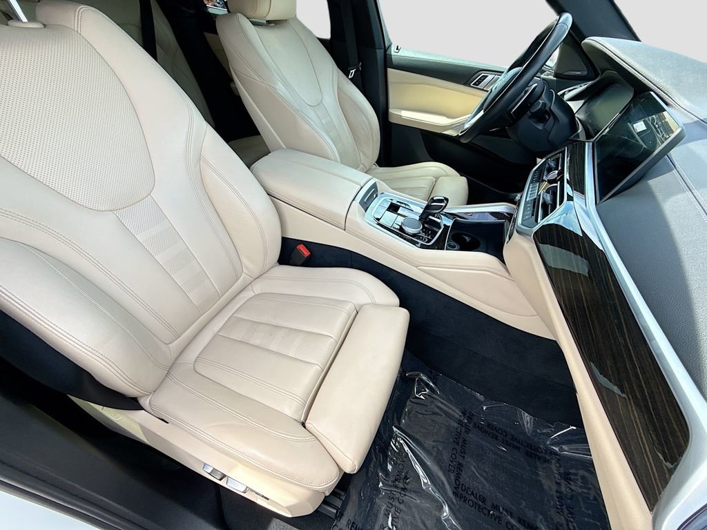 Used 2021 BMW X6 sDrive40i w/ Premium Package image 15