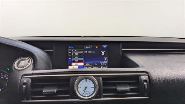 Used 2017 Lexus RC F image 28