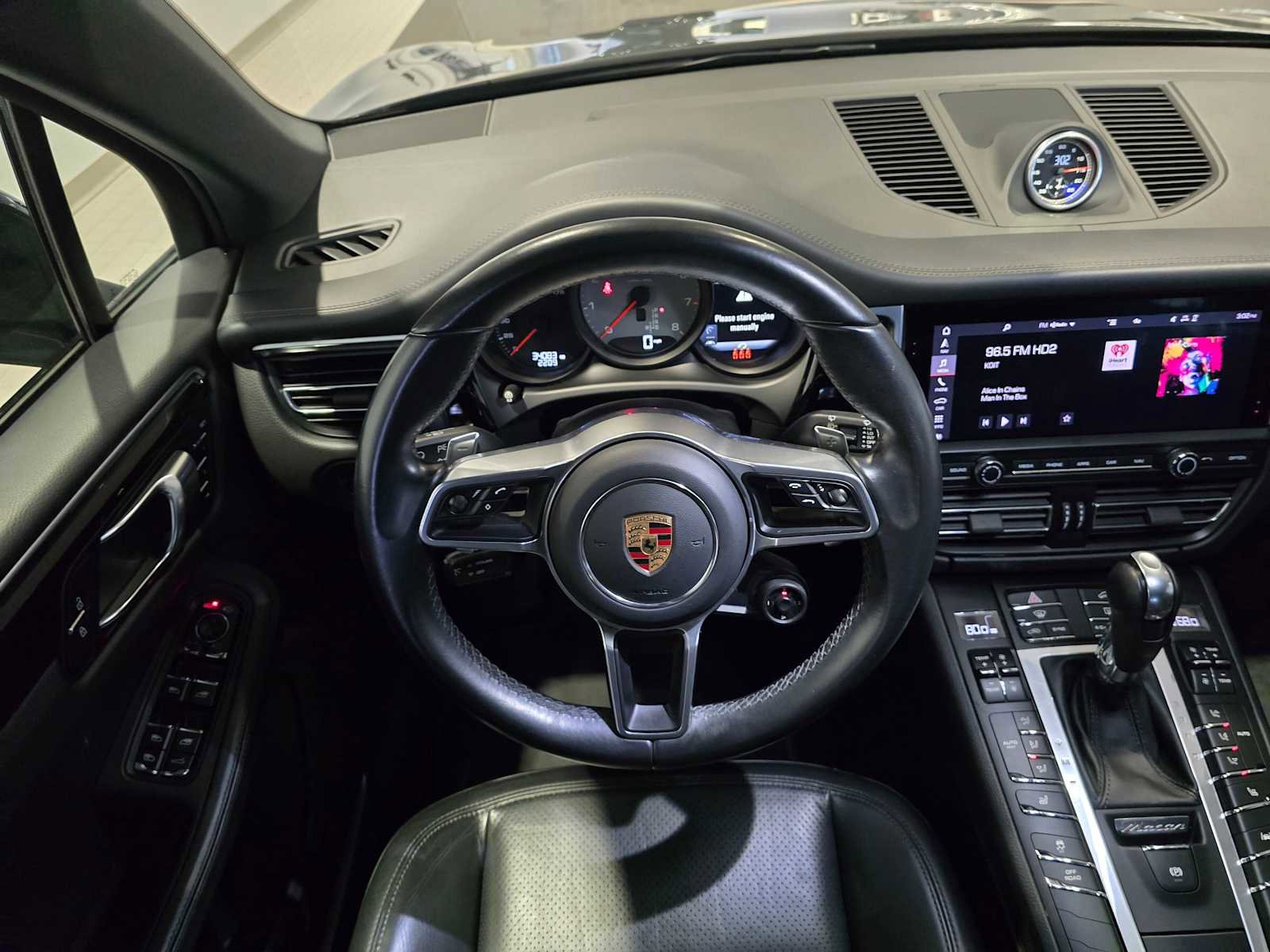 Used 2021 Porsche Macan S image 22