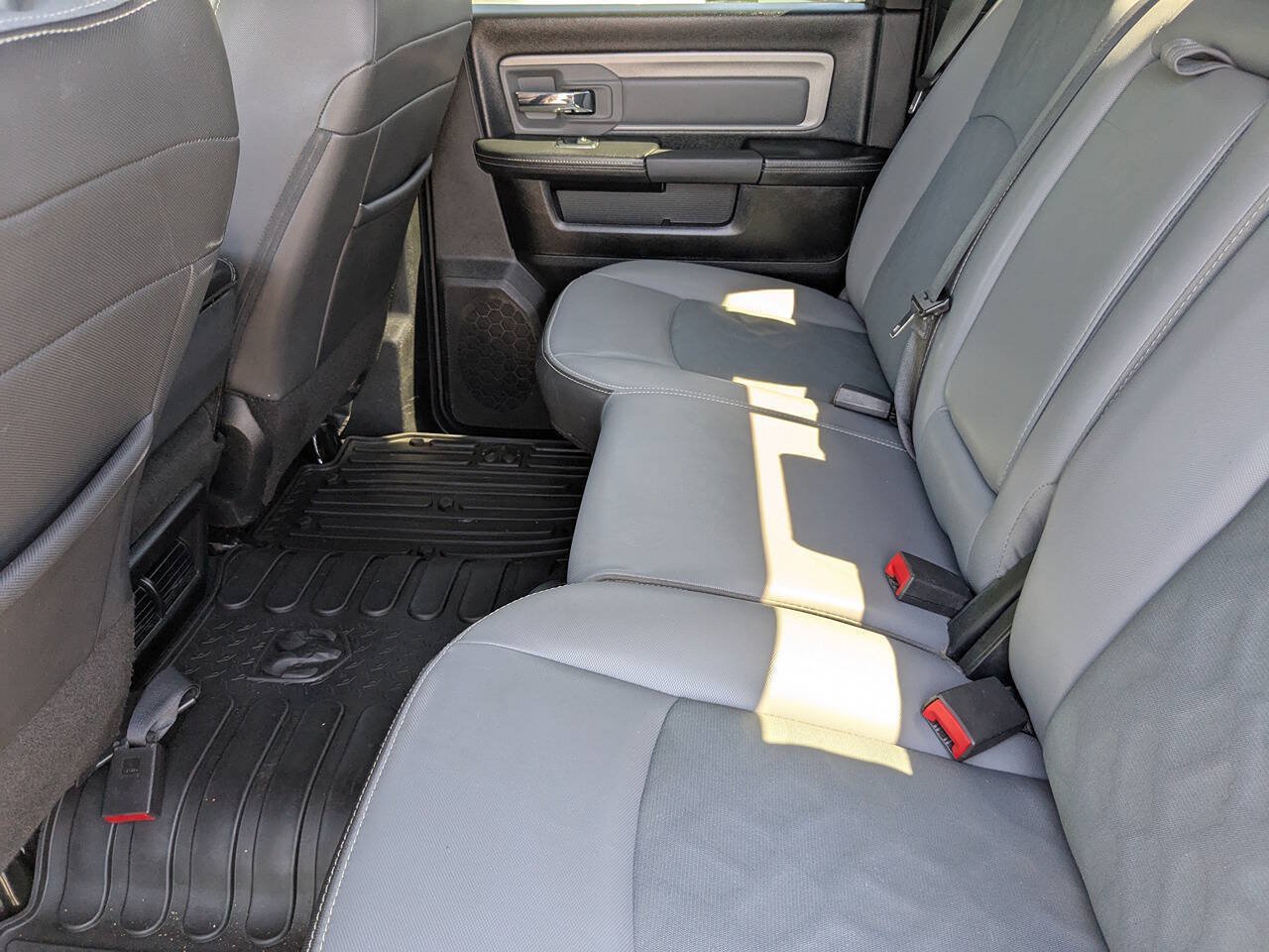 Used 2018 RAM 2500 Power Wagon w/ Luxury Group AWD/4WD image 19