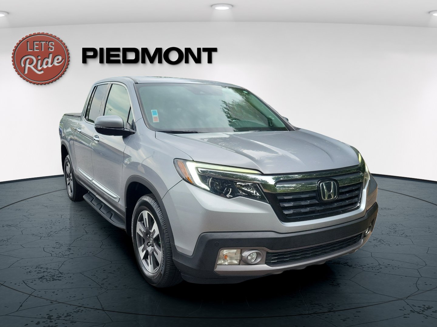Used 2018 Honda Ridgeline RTL-E image 3
