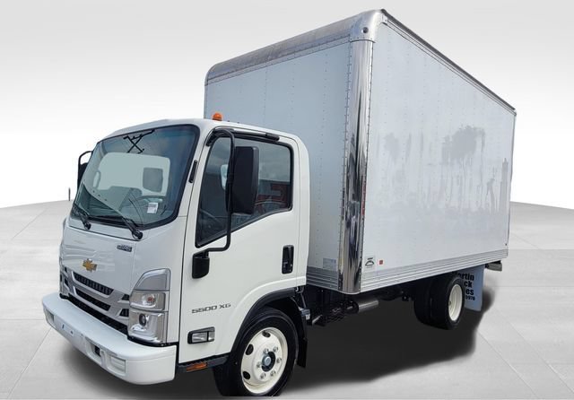 New 2025 Chevrolet Low Cab Forward 5500XG RWD image 3