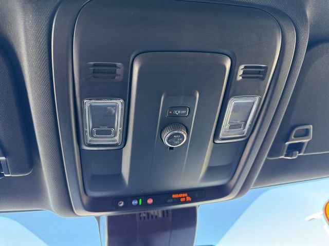 Used 2025 Chevrolet Tahoe LT image 48