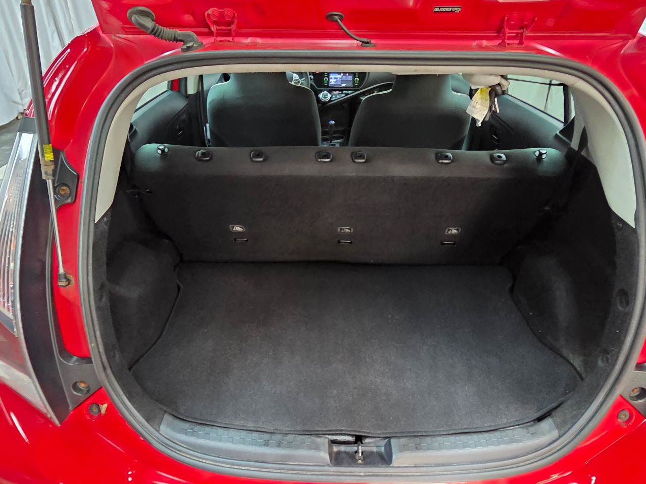 Used 2015 Toyota Prius C One FWD image 8