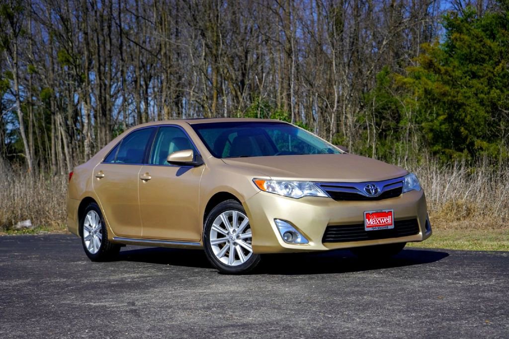 Used 2012 Toyota Camry XLE w/ Leather Pkg
