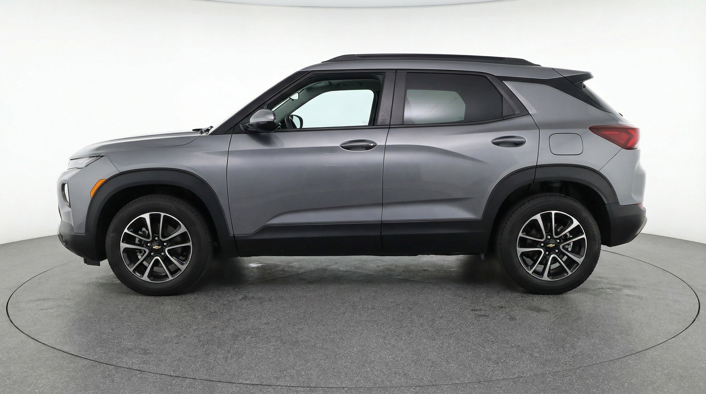 Used 2025 Chevrolet TrailBlazer LT image 5