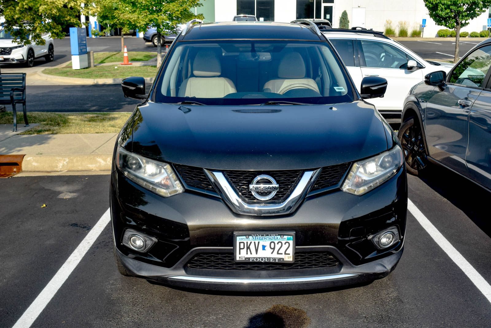 Used 2015 Nissan Rogue SL w/ SL Premium Package AWD/4WD image 3