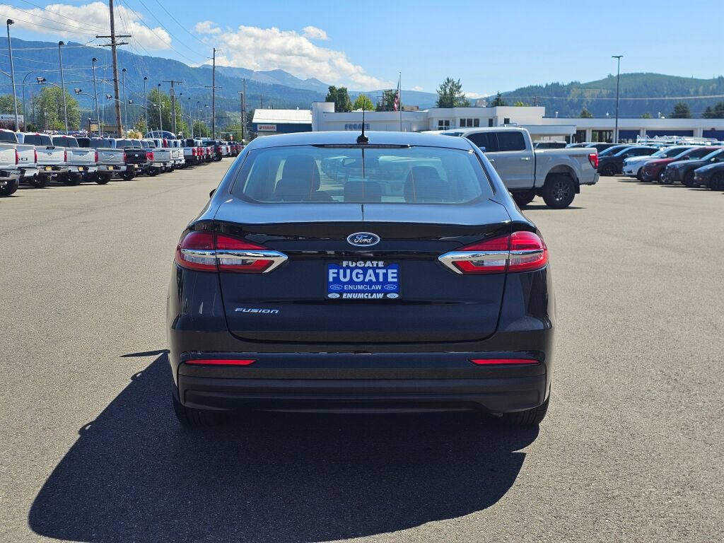 Used 2019 Ford Fusion S FWD image 4