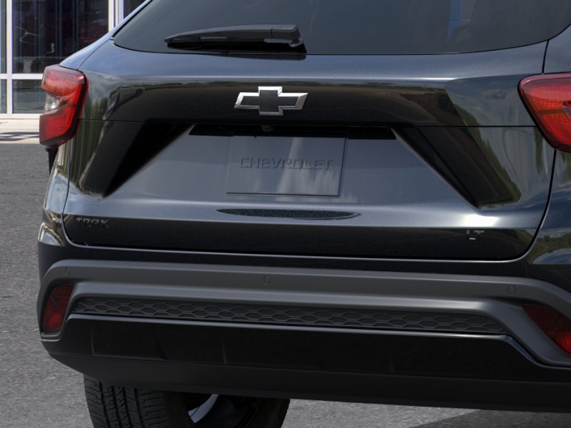 New 2026 Chevrolet Trax LT w/ Sunroof Package FWD image 16