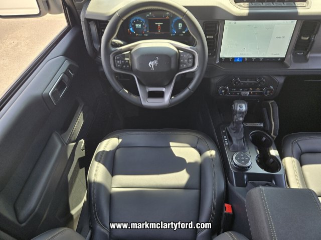 New 2026 Ford Bronco Badlands w/ Sasquatch Package AWD/4WD image 8