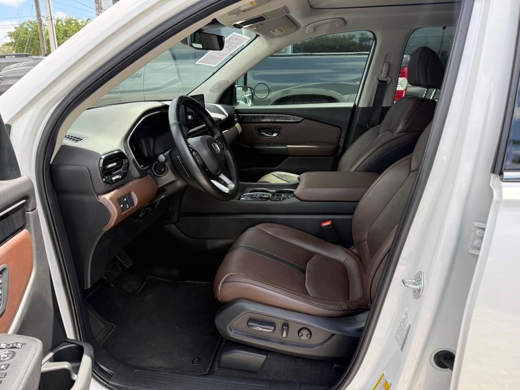 Used 2023 Honda Pilot Elite image 27