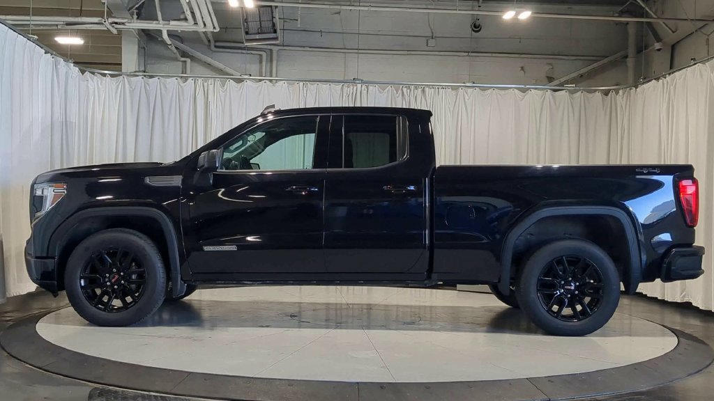 Used 2020 GMC Sierra 1500 Elevation w/ Elevation Value Package AWD/4WD image 6