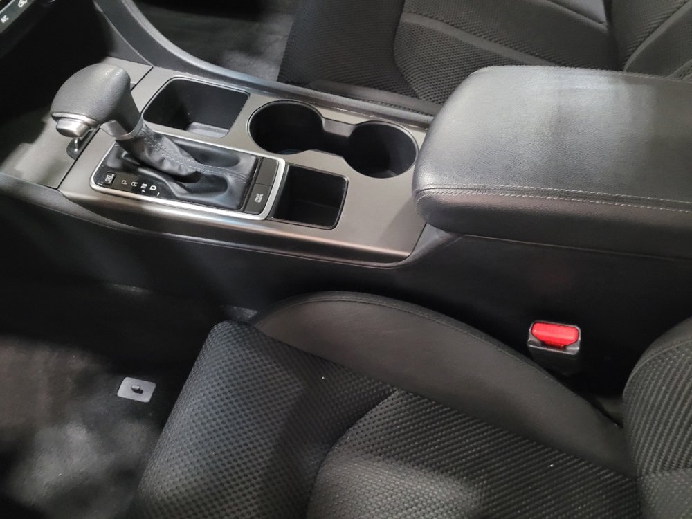 Used 2019 Kia Optima LX image 26