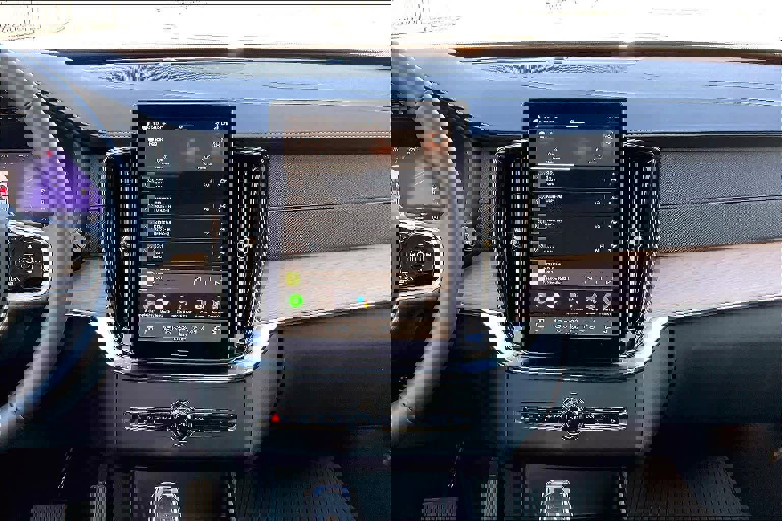 Used 2025 Volvo XC90 B6 Core w/ Protection Package Premier image 9