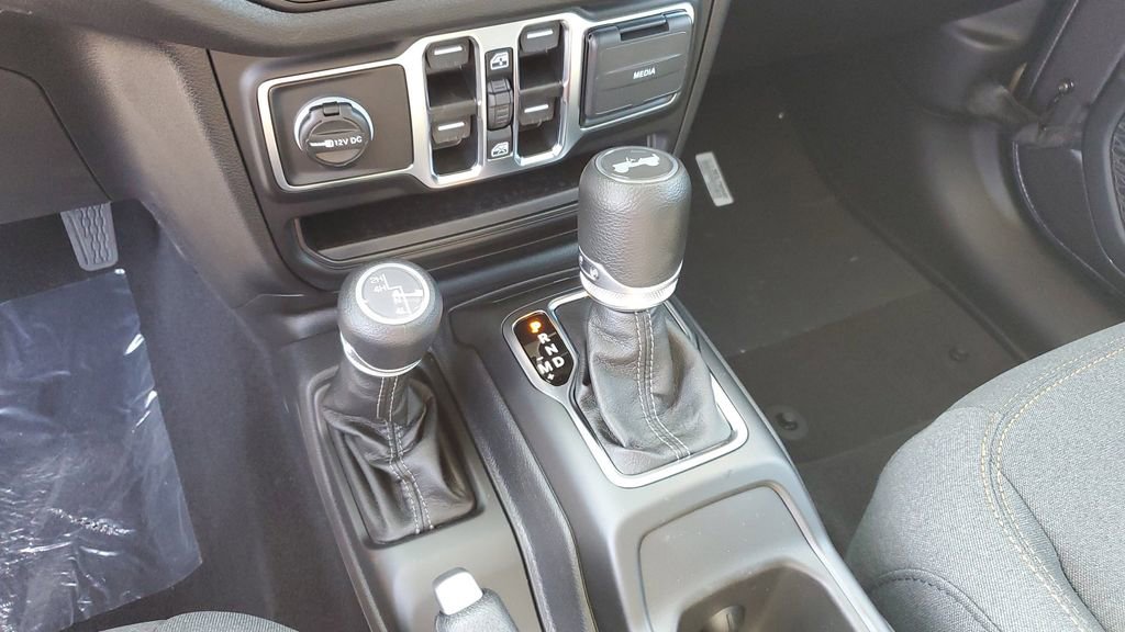 New 2025 Jeep Wrangler Sport S image 26