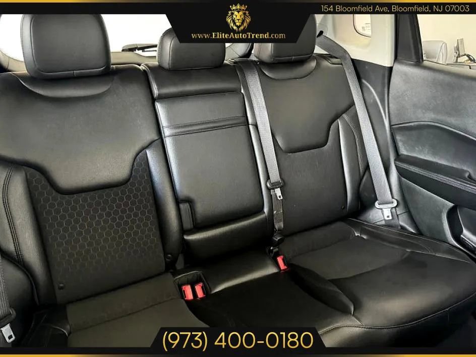 Used 2018 Jeep Compass Latitude w/ Popular Equipment Group image 24