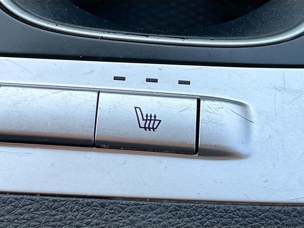 Certified 2024 Kia Carnival LX image 18