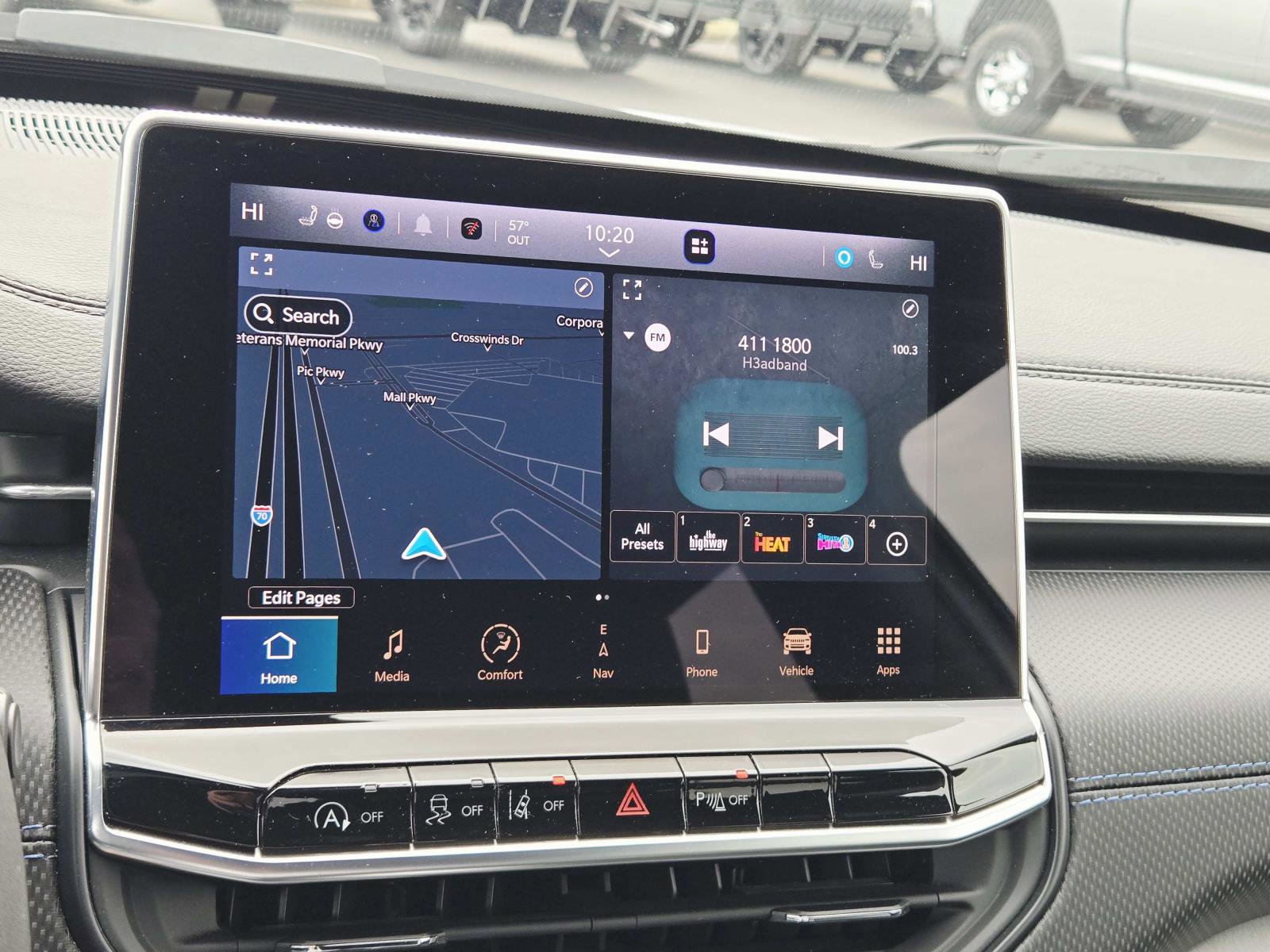 Used 2025 Jeep Compass Limited w/ High Altitude Package image 28