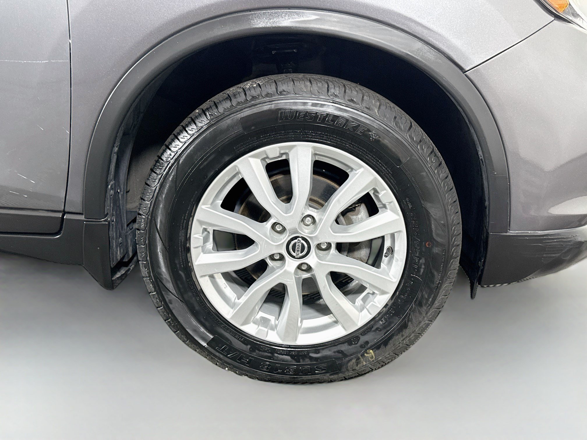 Used 2020 Nissan Rogue SV AWD/4WD image 32