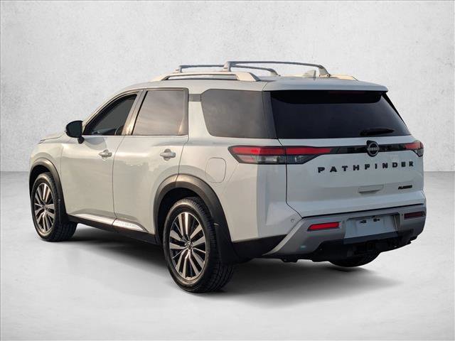Used 2022 Nissan Pathfinder Platinum w/ Cargo Package FWD image 8