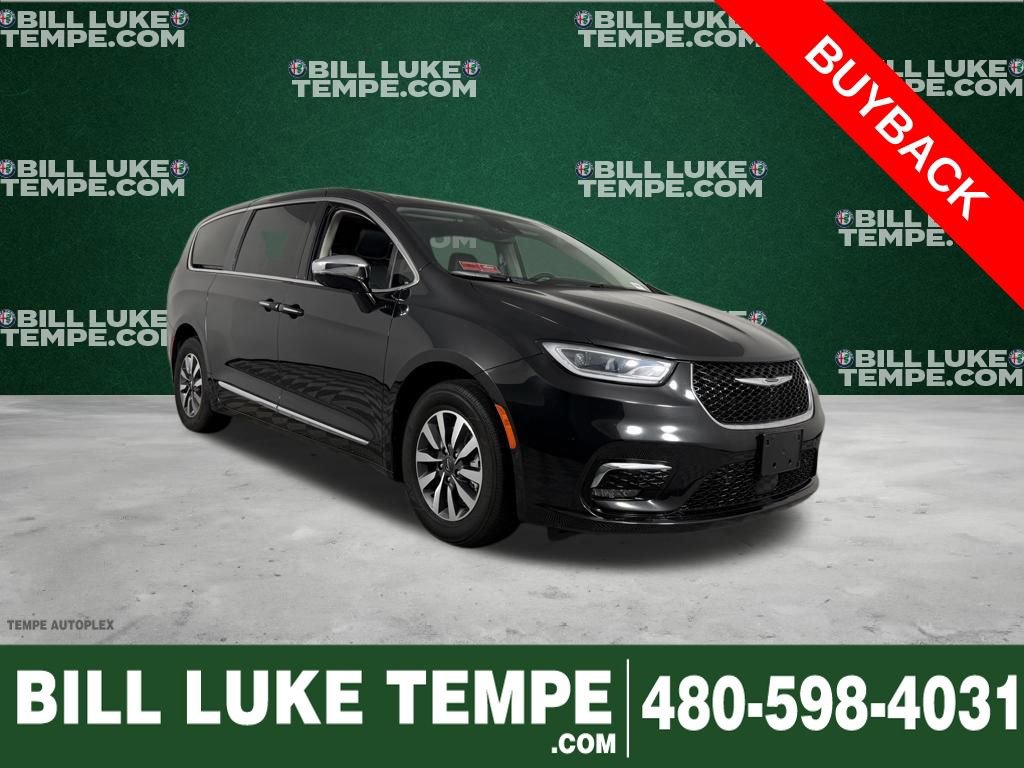 Used 2023 Chrysler Pacifica Limited