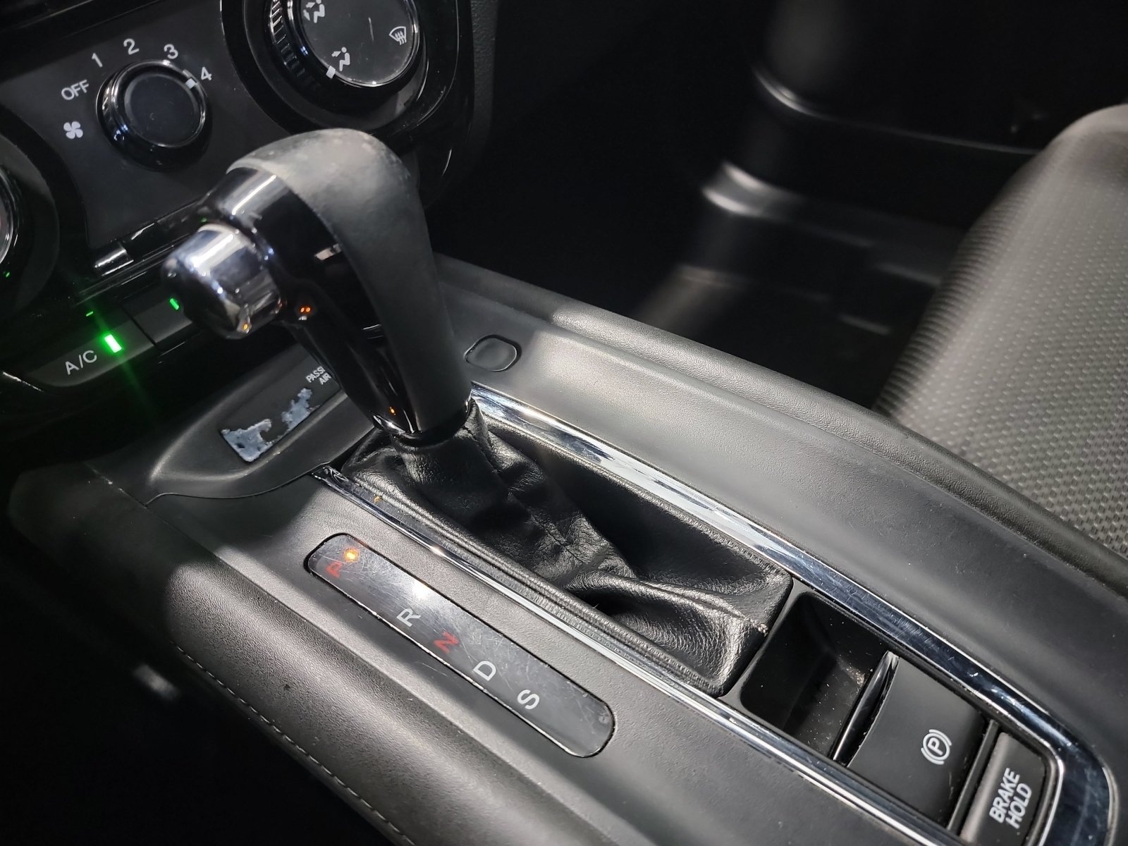 Used 2020 Honda HR-V Sport image 26