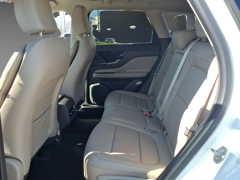 Certified 2023 Lincoln Corsair Reserve image 5