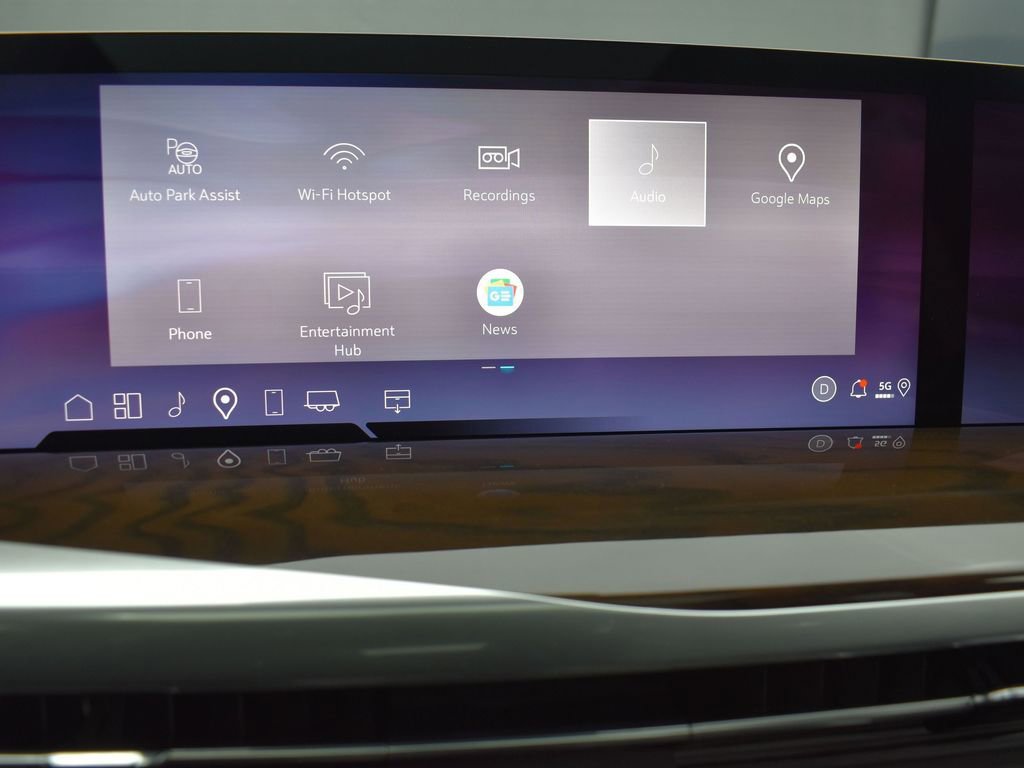 Certified 2026 Cadillac Escalade ESV Platinum Sport w/ LPO, ONYX Package image 21